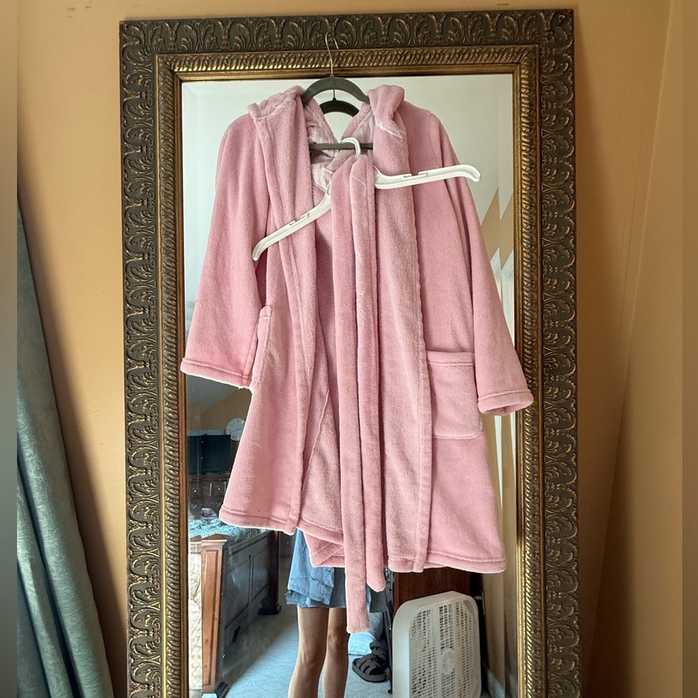 Cozy Pink Hooded Robe